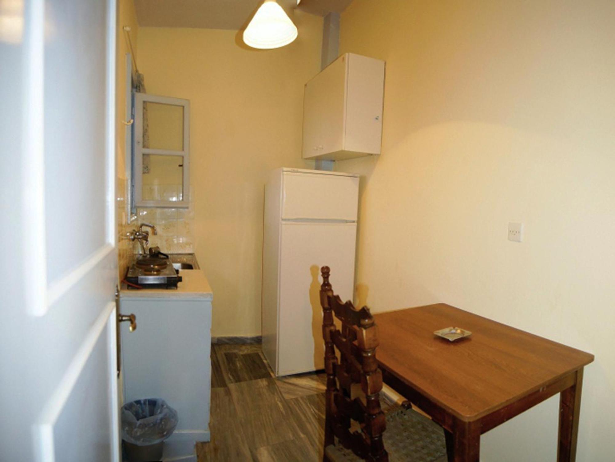 Apartamento Idroussa Batsíon Habitación foto