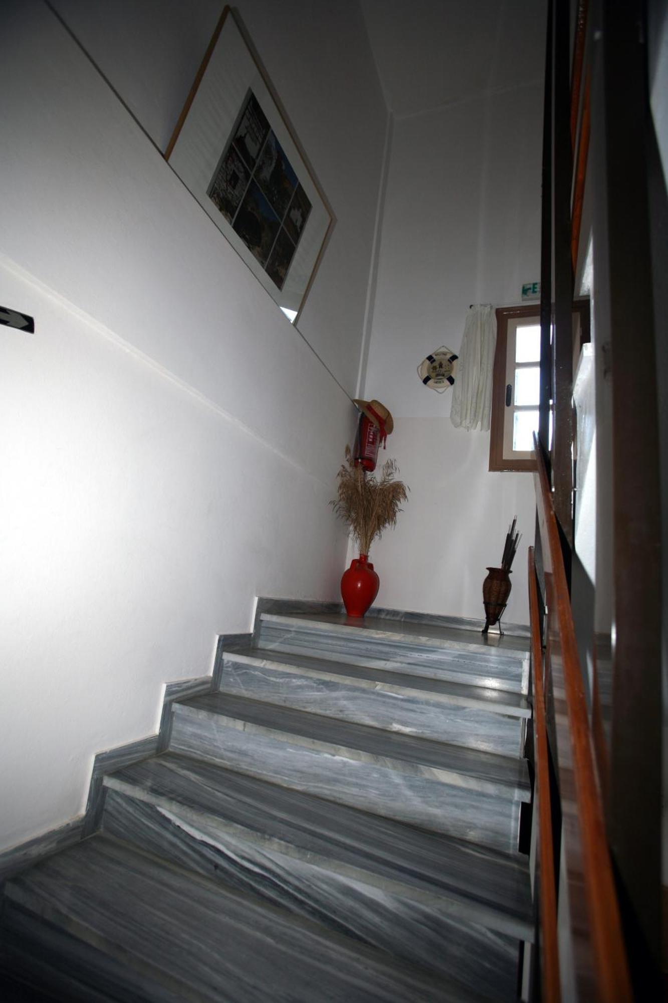 Apartamento Idroussa Batsíon Exterior foto