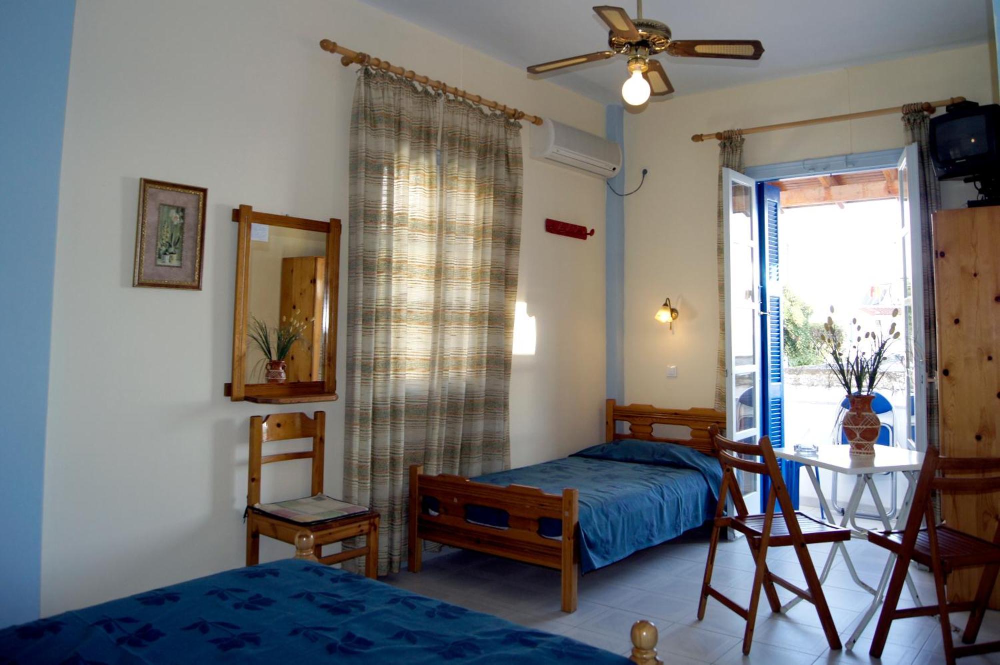 Apartamento Idroussa Batsíon Habitación foto