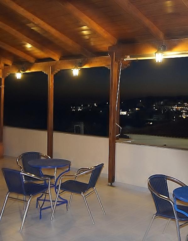 Apartamento Idroussa Batsíon Exterior foto